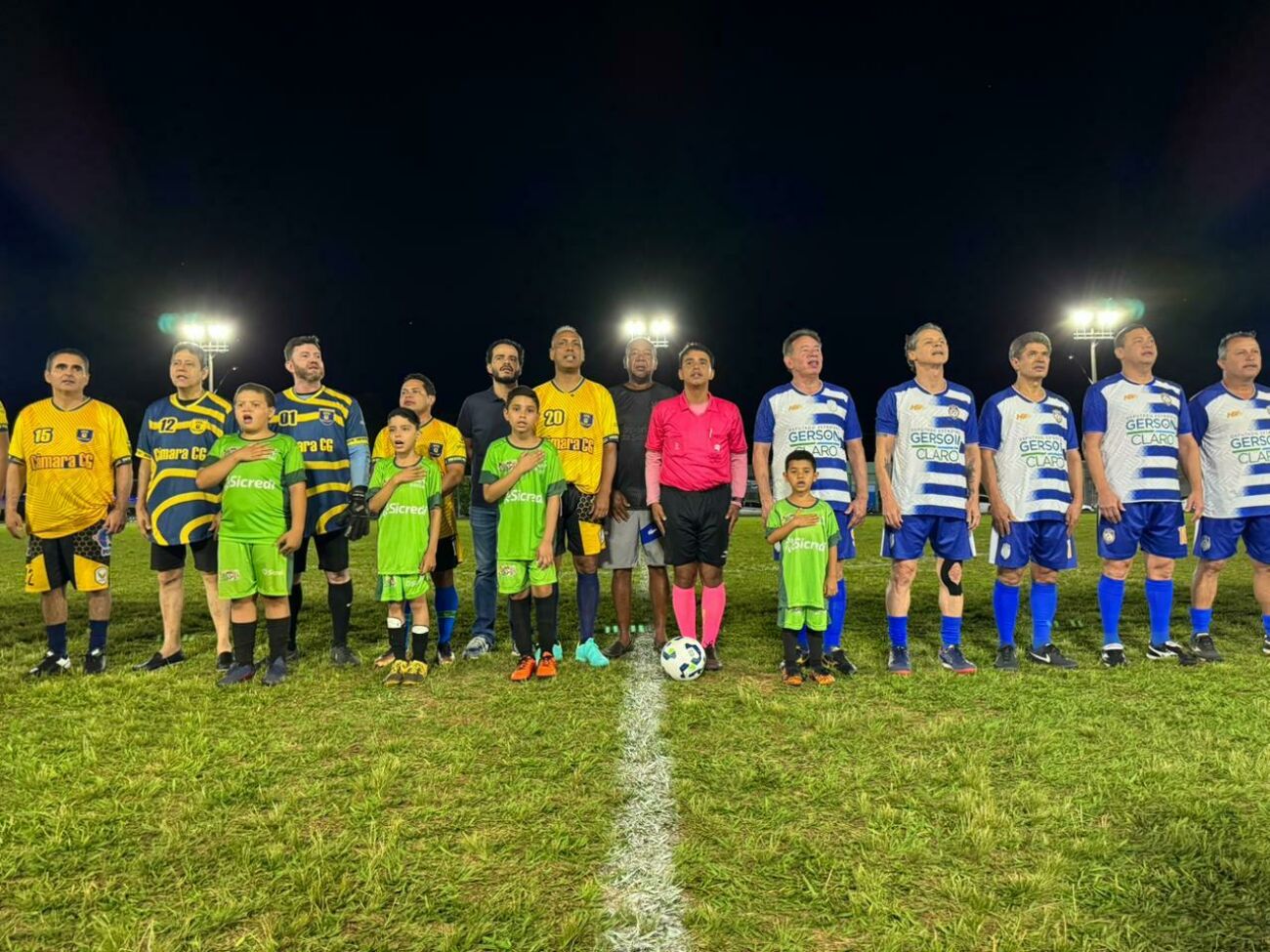 Ilustração da notícia Gerson Claro participa de partida solidária que arrecada presentes de Natal da MS Todo dia